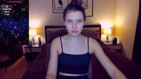 Snapshot of sheillatyler chatting on 02/04/25, 08:02 Alexis online show from 02/04/25, 08:02