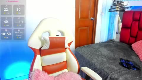 sheilly_brown online show from 10/18/25, 07:36