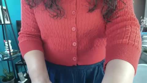 sheilyn_smith online show from 11/19/25, 04:56