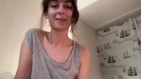 Snapshot of shekitty chatting on 07/16/26, 05:52 shekitty online show from 07/16/26, 05:52