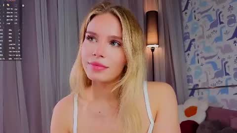 Lina online show from 07/11/26, 03:09