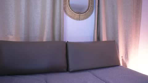 Snapshot of shelleymorell chatting on 11/07/25, 02:39 Transmission schedule Monday - Friday 715 am to 200 pm time Colombia online show from 11/07/25, 02:39