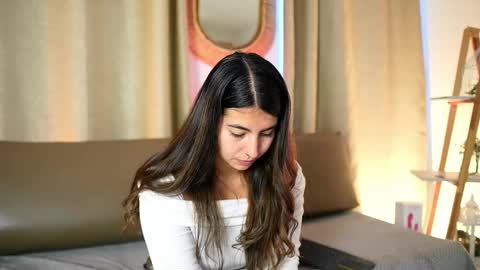 Snapshot of shelleymorell chatting on 11/27/25, 01:02 Transmission schedule Monday - Friday 715 am to 200 pm time Colombia online show from 11/27/25, 01:02