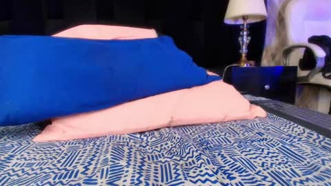 Shelsy online show from 01/12/25, 03:03