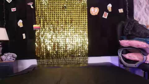 Shelsy online show from 09/23/25, 11:57