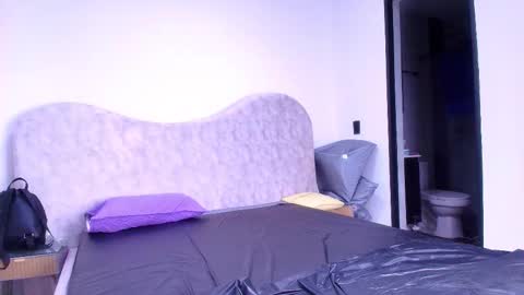 Shelsy online show from 11/21/25, 11:53