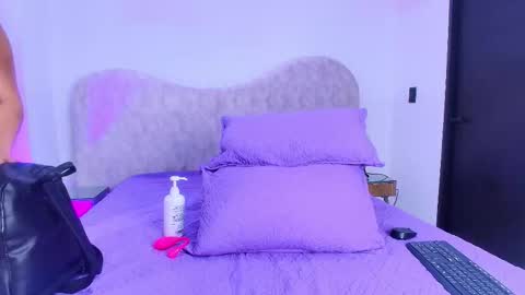 Shelsy online show from 12/02/25, 11:59