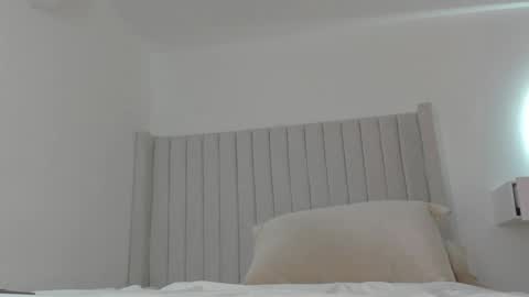 shelynna_azzul online show from 01/12/25, 07:31