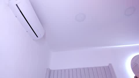 shelynna_azzul online show from 01/16/25, 10:44