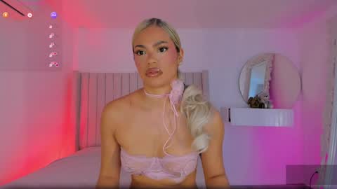 shelynna_azzul online show from 05/09/26, 11:37