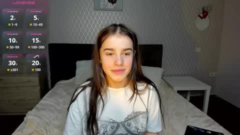 ShelyMoon online show from 09/30/25, 03:17