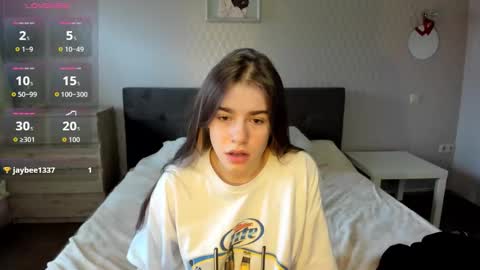 ShelyMoon online show from 10/12/25, 12:37