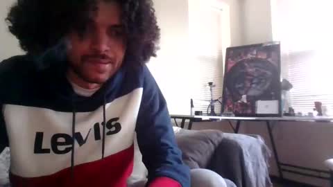 Snapshot of shenanig00n chatting on 10/25/25, 08:14 dl shenanigoon online show from 10/25/25, 08:14