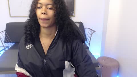 Shenna online show from 12/02/24, 01:02