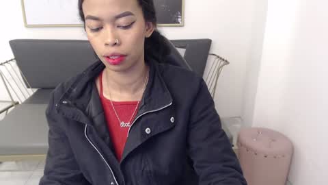 Shenna online show from 12/04/24, 01:20