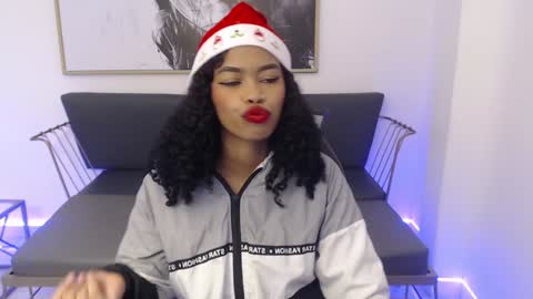 Shenna online show from 12/17/24, 01:05