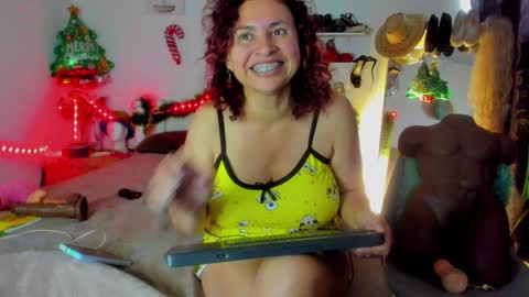 shera hade online show from 12/21/24, 01:32