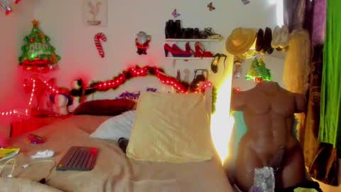 shera hade online show from 12/23/24, 04:17