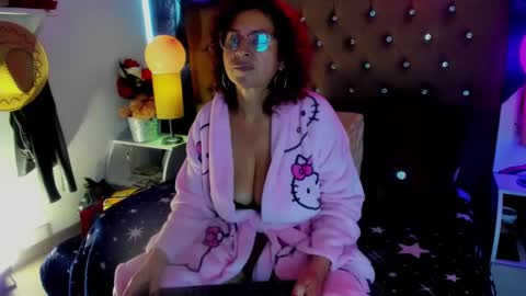 shera hade online show from 03/12/25, 06:22