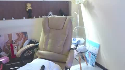 Sher online show from 06/13/26, 01:25