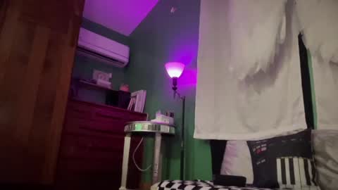 Jem online show from 02/02/25, 03:32
