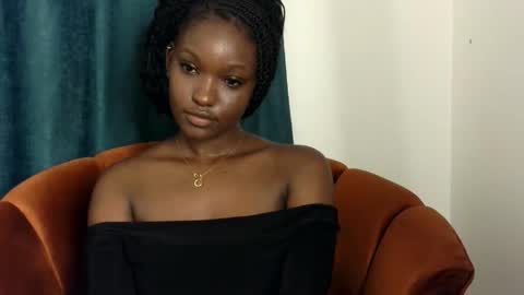 Snapshot of sherry_comet chatting on 01/16/26, 02:26 sherry online show from 01/16/26, 02:26