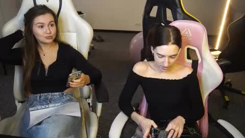 Snapshot of sheryl_elegance chatting on 10/03/25, 10:23 Sheryl online show from 10/03/25, 10:23