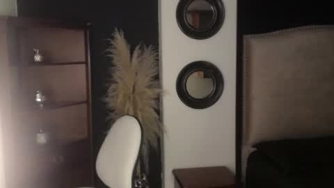 Snapshot of sheryl_jones chatting on 10/18/25, 12:06 sheryl_jones online show from 10/18/25, 12:06