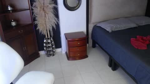 Snapshot of sheryl_jones chatting on 01/05/26, 05:27 sheryl_jones online show from 01/05/26, 05:27