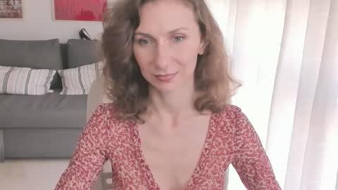 shesleepsnaked online show from 09/27/25, 04:01