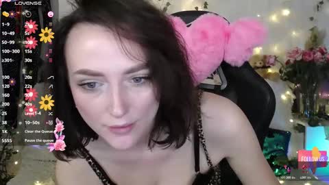 Vanessa online show from 11/24/25, 08:58