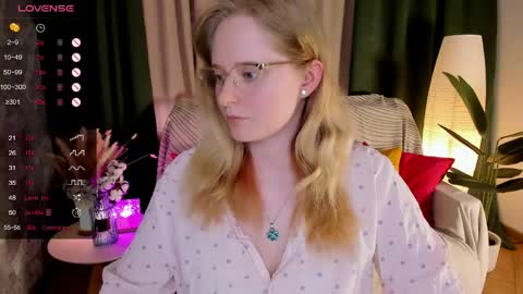 Hello guys my name is Aemilia online show from 06/08/26, 08:48