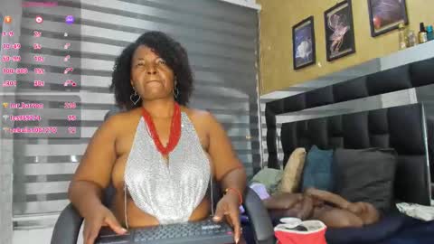 Snapshot of sheyla__ebony chatting on 03/17/26, 12:15 sheyla__ebony online show from 03/17/26, 12:15
