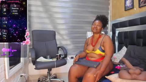 Snapshot of sheyla__ebony chatting on 05/29/26, 11:08 sheyla__ebony online show from 05/29/26, 11:08