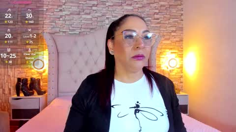 Keyla online show from 02/17/25, 12:27
