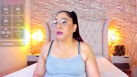 Keyla online show from 02/25/25, 12:34