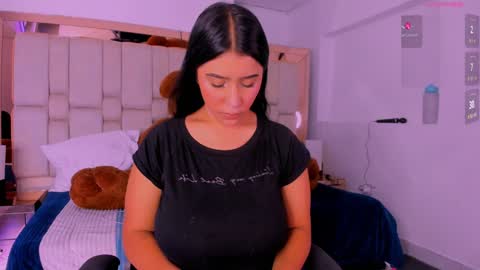 Sheyla Bakerr  online show from 12/23/24, 10:32