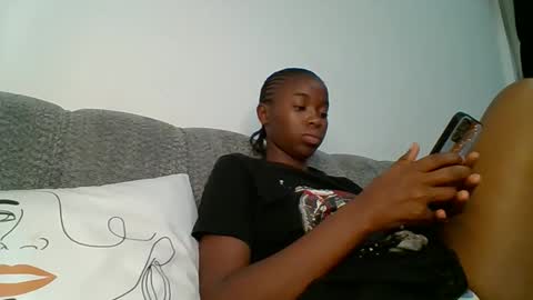 Snapshot of shi_assy chatting on 11/01/25, 10:23 shi assy online show from 11/01/25, 10:23