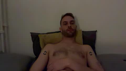 phil. online show from 10/03/25, 01:35