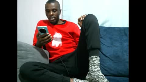 Snapshot of shikwekwe chatting on 09/27/25, 10:48 Collorewamadeals online show from 09/27/25, 10:48