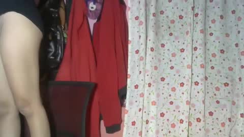 shimmering_kate online show from 01/13/25, 01:56
