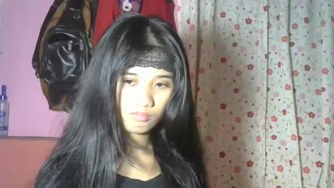 shimmering_kate online show from 01/13/25, 05:23