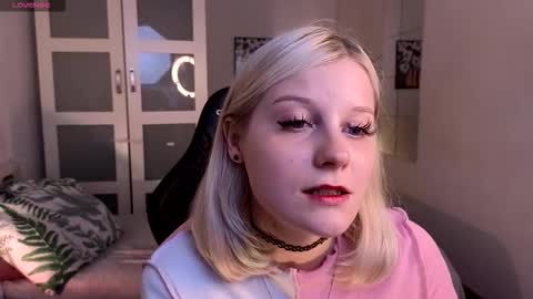 help me reach my first 25 thumbs up online show from 09/20/25, 02:18