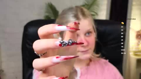 help me reach my first 25 thumbs up online show from 11/16/25, 10:04