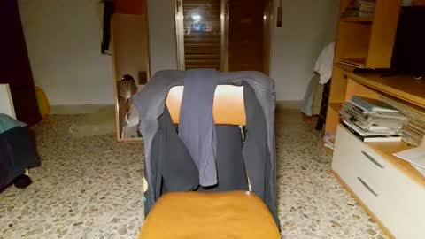 Snapshot of shinikari chatting on 12/01/24, 04:40 shinikari online show from 12/01/24, 04:40