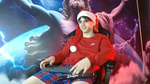 Snapshot of shinobi_grey chatting on 12/24/24, 12:44 .. shinobi .. online show from 12/24/24, 12:44