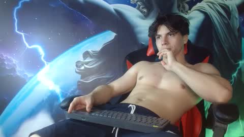 Snapshot of shinobi_grey chatting on 01/27/25, 06:30 .. shinobi .. online show from 01/27/25, 06:30