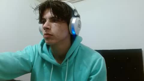 Snapshot of shinobi_grey chatting on 02/09/25, 06:26 .. shinobi .. online show from 02/09/25, 06:26