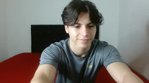 Snapshot of shinobi_grey chatting on 02/16/25, 06:32 .. shinobi .. online show from 02/16/25, 06:32