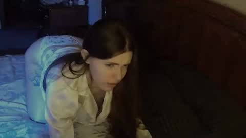 Snapshot of shiraha___rafieru chatting on 10/18/25, 08:42 shiraha___rafieru online show from 10/18/25, 08:42